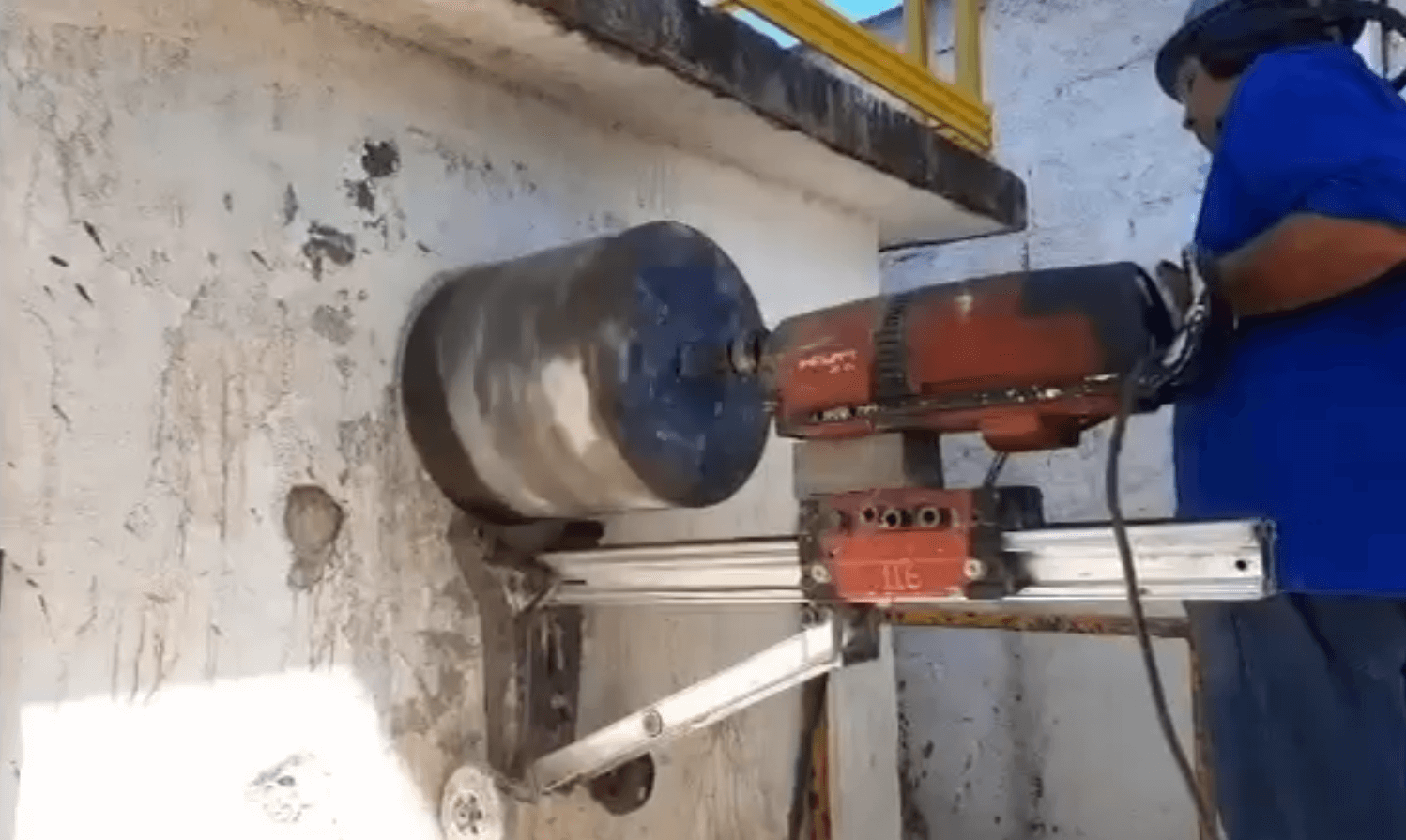 Furo com precisão em pilar de concreto – serviço realizado no RJ